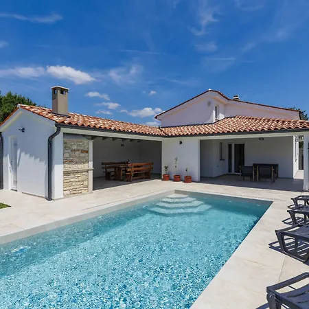 Holiday home Damir By Interhome Pula