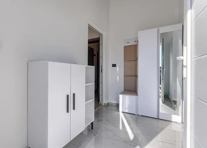 Damir By Interhome Пула